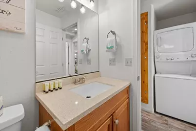 109 E Country Club Boulevard, Big Bear City, CA 92314 - Photo 16