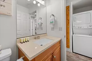 109 E Country Club Blvd, Big Bear City, CA 92314 - Photo 16