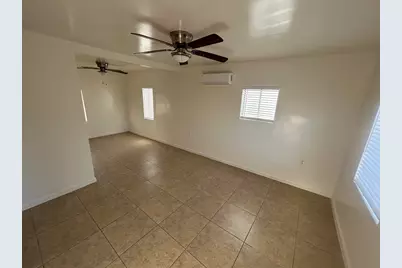 45667 Oasis Street, Indio, CA 92201 - Photo 10