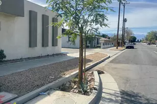 45667 Oasis St, Indio, CA 92201 - Photo 2