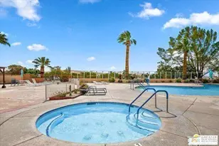 69471 Country Club Dr, Desert Hot Springs, CA 92241 - Photo 32