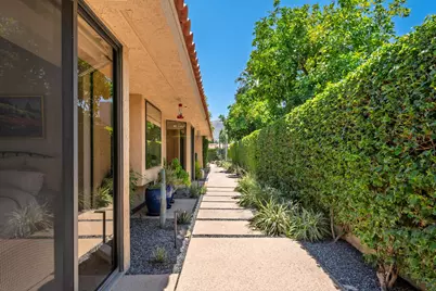 19 McGill Drive, Rancho Mirage, CA 92270 - Photo 14