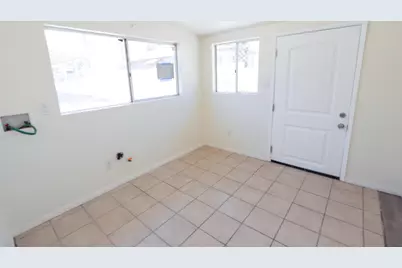 66175 Acoma Avenue, Desert Hot Springs, CA 92240 - Photo 16