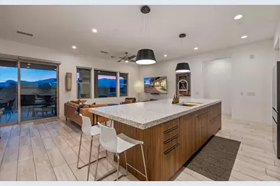 1401 Retreat Circle, Palm Desert, CA 92260 - Photo 4
