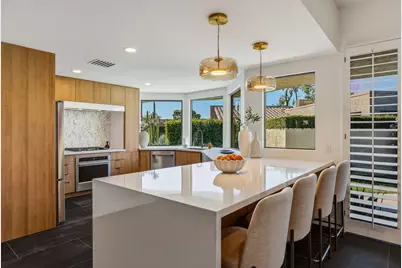 9 Wake Forest Court, Rancho Mirage, CA 92270 - Photo 8
