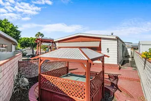73920 Line Canyon Ln, Palm Desert, CA 92260 - Photo 14