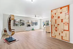 117 Aliso Dr, Palm Springs, CA 92264 - Photo 18