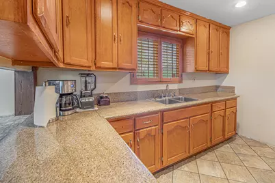2930 W Florence Avenue W, Los Angeles, CA 90043 - Photo 4