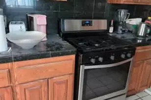 68950 Tortuga Rd, Cathedral City, CA 92234 - Photo 8
