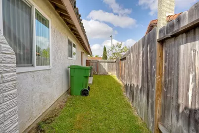 218 Saguaro Place, Oceanside, CA 92057 - Photo 30