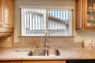218 Saguaro Pl, Oceanside, CA 92057 - Photo 14