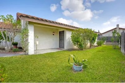218 Saguaro Place, Oceanside, CA 92057 - Photo 4