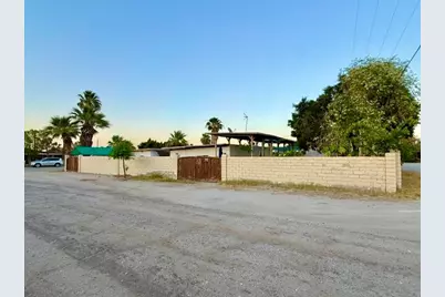 223 Imperial Avenue, Thermal, CA 92274 - Photo 12