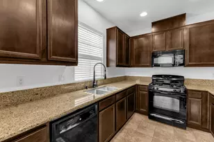 162 Paseo Bravo, Palm Desert, CA 92211 - Photo 4