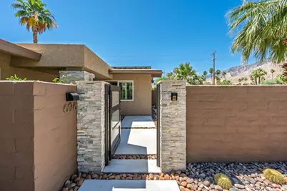 696 S Warm Sands Drive, Palm Springs, CA 92264 - Photo 16