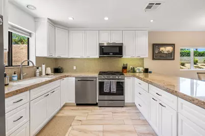130 Willow Lake Drive, Palm Desert, CA 92260 - Photo 6
