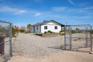 2071 Border Ave, Joshua Tree, CA 92252 - Photo 4