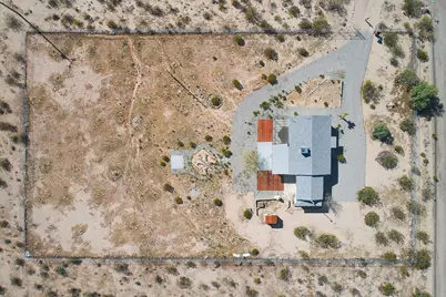 2071 Border Avenue, Joshua Tree, CA 92252 - Photo 6