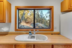 22541 Hwy 243, Idyllwild, CA 92549 - Photo 18