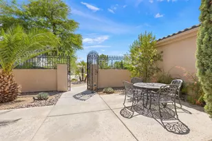 10 Queens Ct, Rancho Mirage, CA 92270 - Photo 8