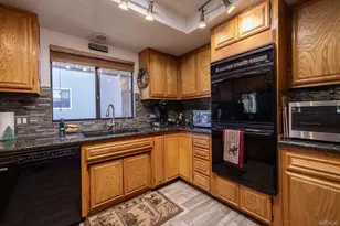337 Lookout Dr, Big Bear City, CA 92314 - Photo 22