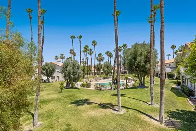290 Vista Royale Circle W, Palm Desert, CA 92211 - Photo 26