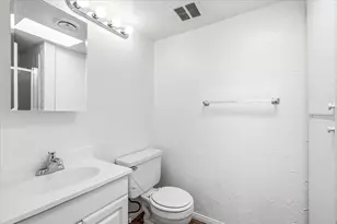 835 E Vista Chino, Palm Springs, CA 92262 - Photo 20