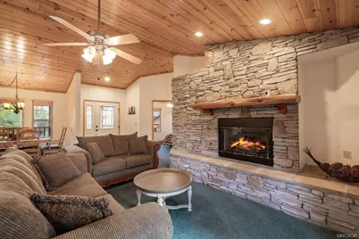 379 Fawntrail Place, Big Bear Lake, CA 92315 - Photo 4
