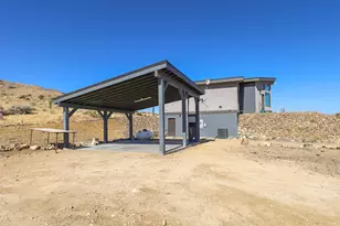 57795 Santa Barbara Dr, Yucca Valley, CA 92284 - Photo 4