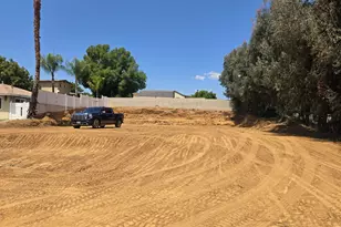 31812 Hutto Ln, Yucaipa, CA 92399 - Photo 1