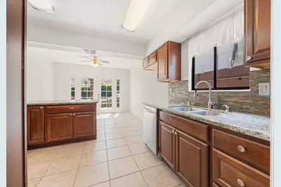 54805 Avenida Carranza, La Quinta, CA 92253 - Photo 10