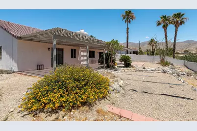 8400 Annandale Avenue, Desert Hot Springs, CA 92240 - Photo 36