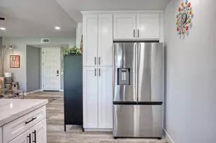 67252 S Chimayo Dr, Cathedral City, CA 92234 - Photo 10