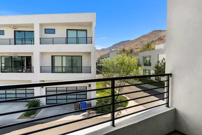318 Huddle Springs Way, Palm Springs, CA 92264 - Photo 12