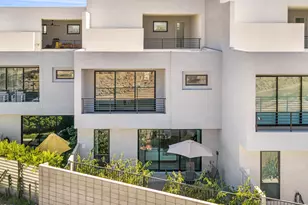 318 Huddle Spgs Wy, Palm Springs, CA 92264 - Photo 2