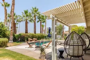 1318 E Via Escuela, Palm Springs, CA 92262 - Photo 10