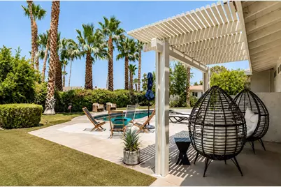 1318 E Via Escuela, Palm Springs, CA 92262 - Photo 10