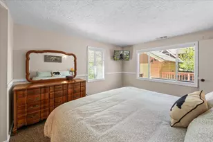 1017 W Rainbow Blvd, Big Bear City, CA 92314 - Photo 16