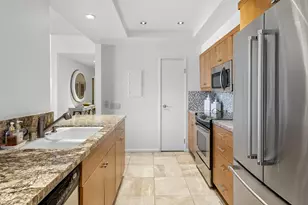 910 Island Dr, Rancho Mirage, CA 92270 - Photo 14