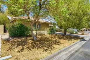 73816 White Sands Dr, Thousand Palms, CA 92276 - Photo 2