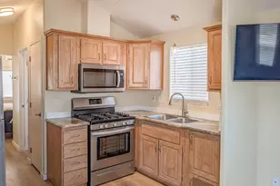 70200 Dillon Road, Desert Hot Springs, CA 92241 - Photo 18