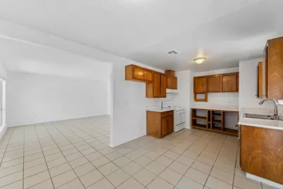 66651 San Rafael Road, Desert Hot Springs, CA 92240 - Photo 12