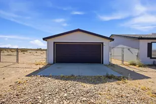 1184 Lear Ave, 29 Palms, CA 92277 - Photo 8