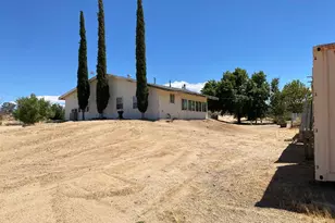 5056 Lazy Ln, Johnson Valley, CA 92285 - Photo 2
