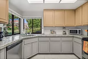 657 N Palomar Circle, Palm Springs, CA 92262 - Photo 12