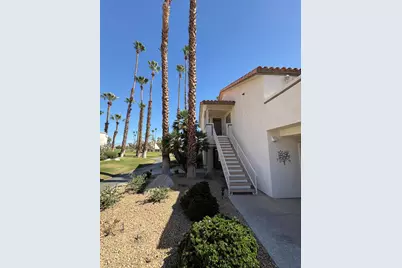 108 Desert Falls Drive E, Palm Desert, CA 92211 - Photo 2