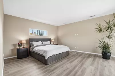 7737 Bellaire Avenue, North Hollywood, CA 91605 - Photo 22