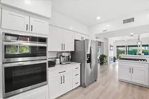 7737 Bellaire Ave, North Hollywood, CA 91605 - Photo 14