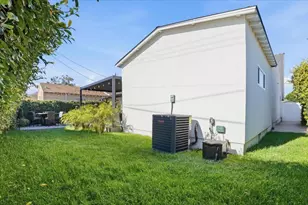 7737 Bellaire Ave, North Hollywood, CA 91605 - Photo 36