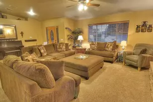77530 Delaware Pl, Palm Desert, CA 92211 - Photo 6